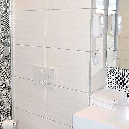 Valencia Otel Hendaye