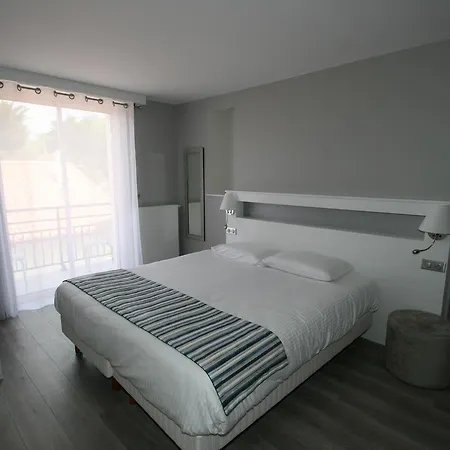 Valencia Hotel 3*