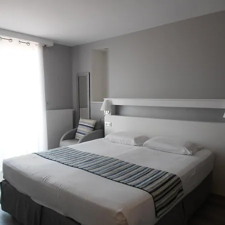 Valencia Hendaye