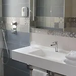 Valencia 3*