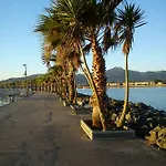Valencia Hendaye