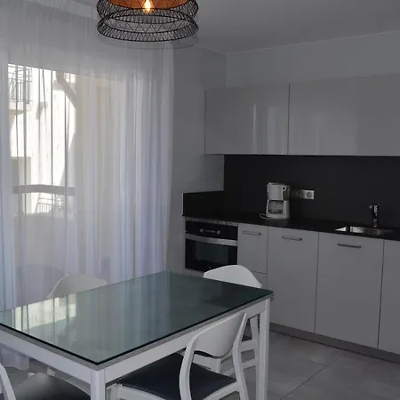 Valencia Hotel 3*