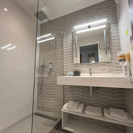 Hotel Valencia 3*