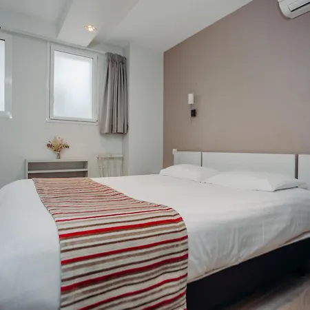 Valencia 3*