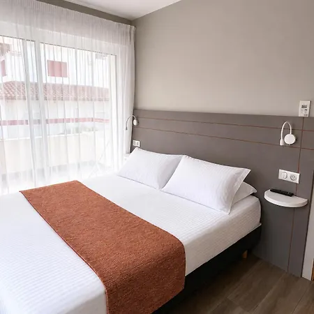 Valencia 3* Hendaye