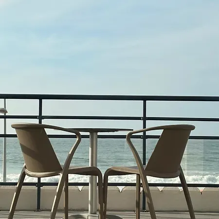 Valencia Hendaye