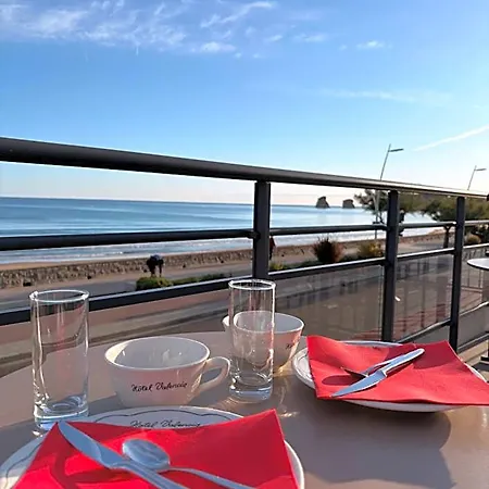 Valencia 3*