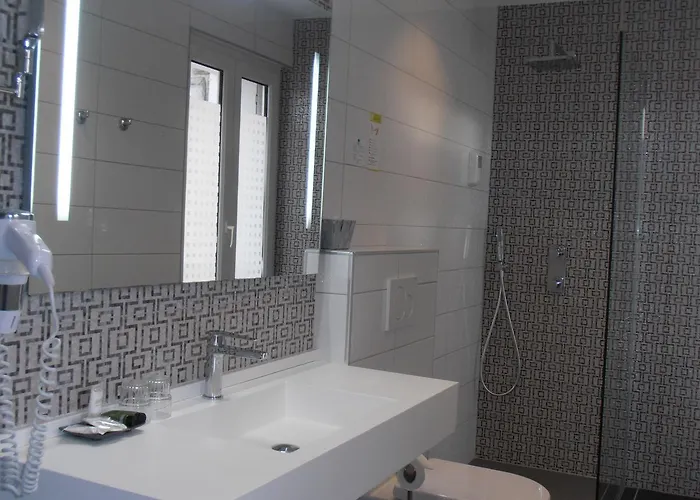 Valencia أُنْداي